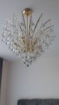 Demonstration of a chandelier in the interior