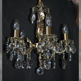 5 Arms Cast brass chandelier with crystal almonds and brass tubes