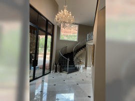 Lámpara de araña clásica de cristal con 24 brazos en color plata —ver tienda online, código L161-24-02-Pb—