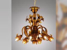 Lámpara de araña de Murano de 6 brazos, fabricada en cristal topacio con iris.