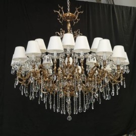 Lámpara de araña grande a medida, de cristal, con un diámetro de 152 cm, fabricada en latón dorado fundido