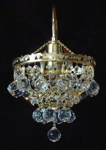1 Arm crystal wall light with metal arm & cut crystal balls - Glossy brass